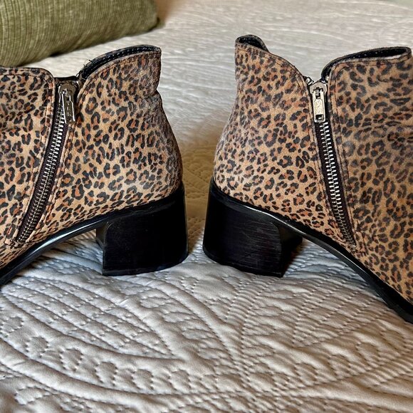 Franco Sarto – Leopard print suede lowcut zip boots – 8.5M - Picture 6 of 6